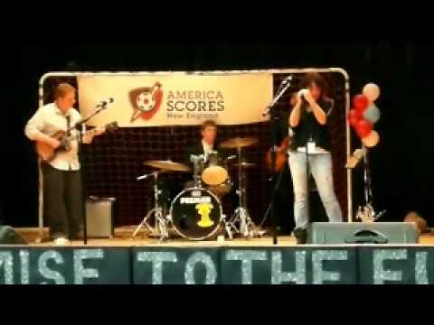 Project Tree and Lisa Bello