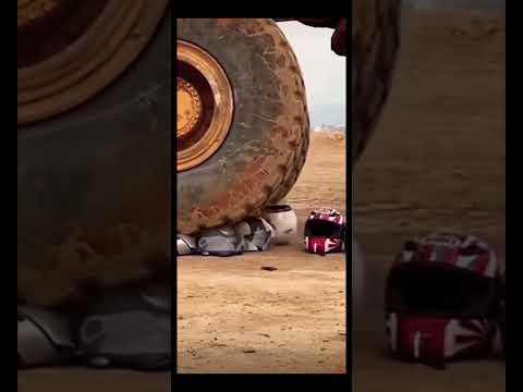 🪖 Helmet, V.S BIG Truck 🚛