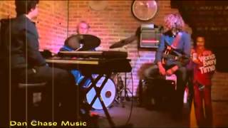 Humble Organisms performing ''Tyrone'' Larry Young   YouTube Merge