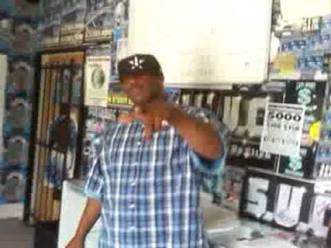young mayne and dj screw 1st cousin D live from screwed up records and tapes
