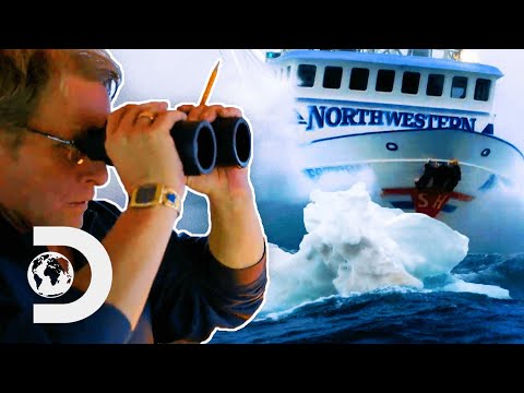 Sig Hansen Gets Trapped By Pack Ice! | Deadliest Catch