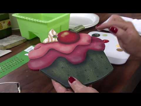 DIY DESCANSO DE PANELA CUPCAKE - PARTE 1 | CLEO SQUARIZI EM MULHER.COM