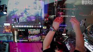 Video thumbnail for BURG - neon (Abstrakt instruments Avalon bassline) by ollilaboratories