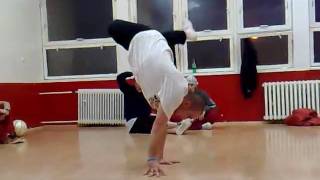 preview picture of video 'FSH - Fantastic SuperHeroes BreakDance Training 2009 Laci Srike 'S Street Dance Academy : SDA'