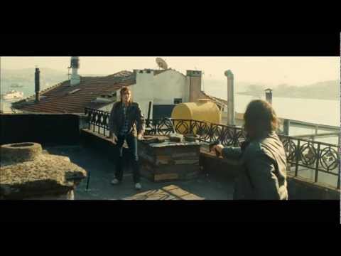 Trailer Rooftop Chase