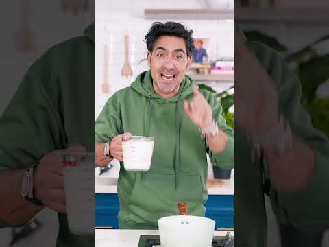 How to make the best homemade Bechamel sauce. #shorts