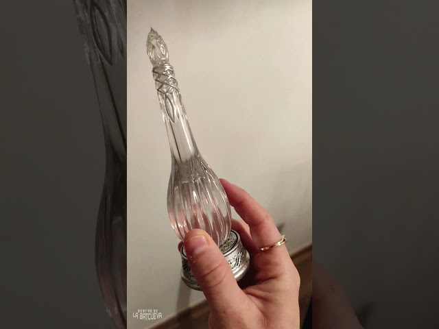 Vídeo relacionado con Sentidos 3D Lámpara de noche LED con personajes de El Señor de los Anillos Regalos de Cumpleaños para Escritorio Dormitorio (El Señor de los Anillos - Espada)