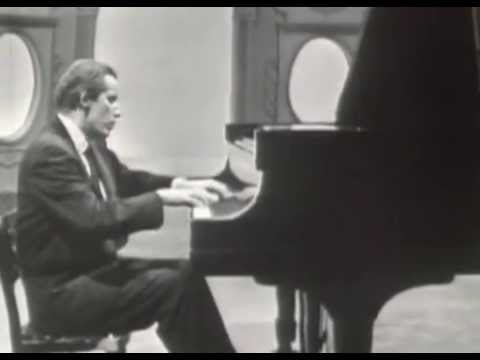 Glenn Gould on television - Richard Strauss, a personal view & The anatomy of the fugue