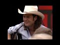 Blake Shelton sings "Ole Red"