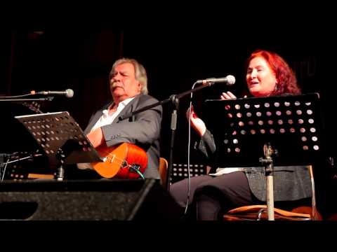 Arif Sağ & Sabahat Akkiraz - Çayın Ortasında