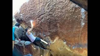 Video thumbnail of Choir Boys Lite, V7. Hueco Tanks