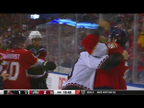 NHL Fight - Coyotes @ Panthers - Dzingel vs Gudas - 25/10/2021