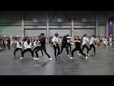 [香港演唱會快閃應援D1] Beautiful @ 20180728 WANNA ONE WORLD TOUR