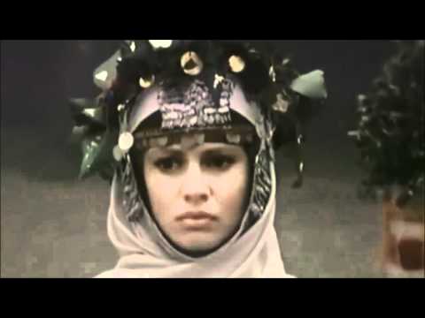 The MAGIC Of Bulgarian Voices   Music - Galina Durmushliyska - Prochu se moma Manolka HQ