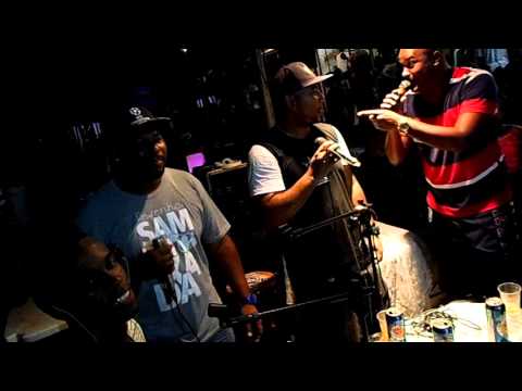 Pingo Sargento, Renan Pereira e Binho  - Street Fight