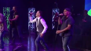 Adam Brand and The Outlaws -  Are You Gonna Be My Girl (Live)