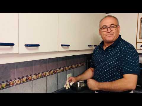 Marraquetas and pita bread