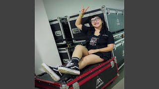 Download lagu Lelaki Buaya Darat mp3 Download lagu Lelaki Buaya Darat mp3