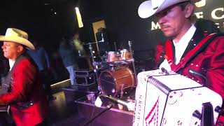 Los alegres de la sierra en vivo 2018 “y si volviera a nacer”