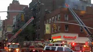 preview picture of video 'FDNY rooftop rescue'