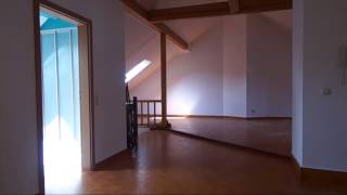 preview picture of video 'M21685 Suhl: 2 Zimmerwohnung - Dachgeschoss  - www.BIGKs.de'