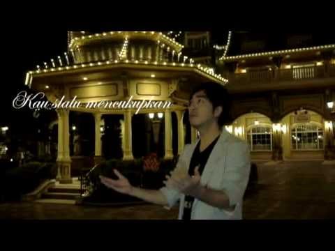 Edward Chen - Yang Kupercaya (Official MV 2012)