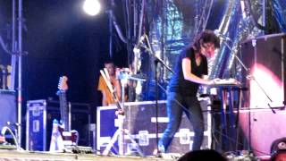 CSS - 08 - Let&#39;s Reggae All Night (live RED ROCKS TOUR Samara 2012)