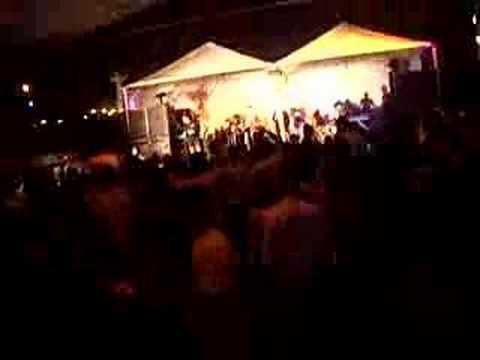 Cervejada PUC Economiadas 2008 grito fea-puc