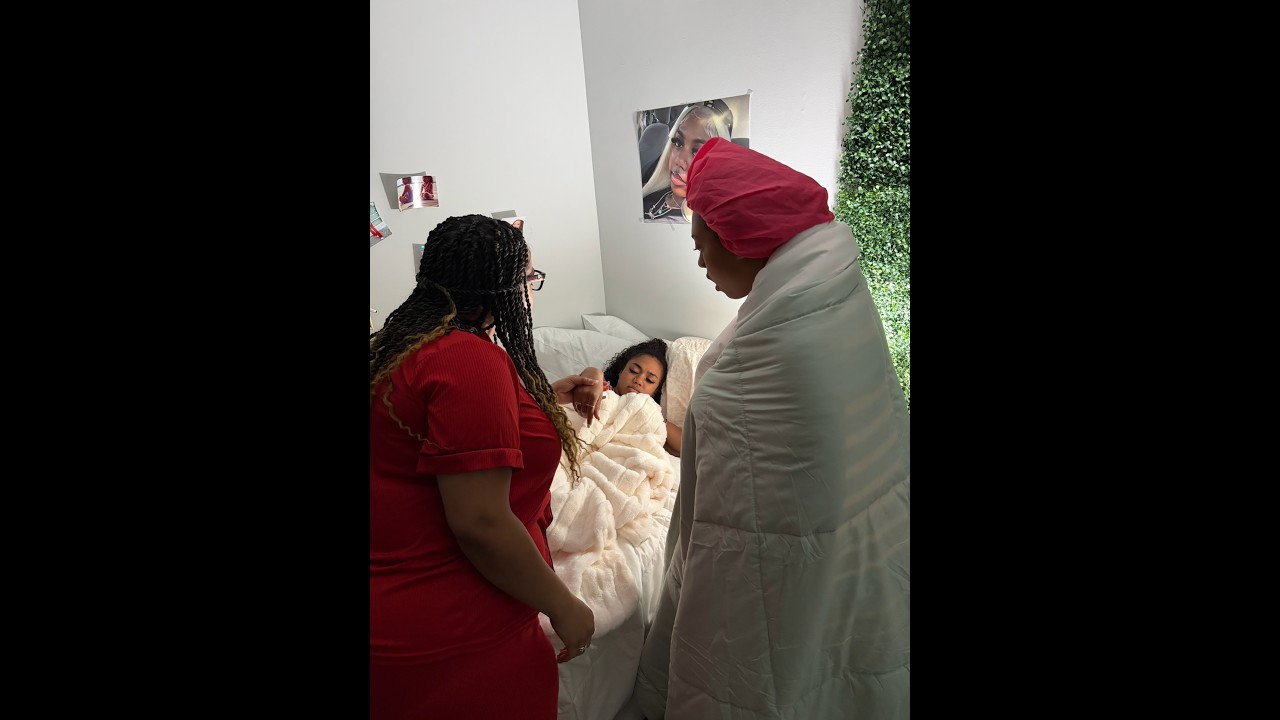 Faith wakes up in pain from hitting Destiny so hard! Lacreesha tries to make her stay home