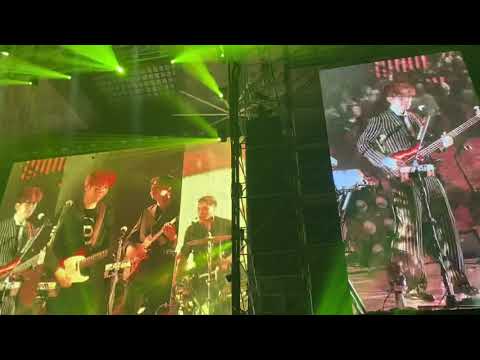 NELL’S ROOM 2019 - Grey zone