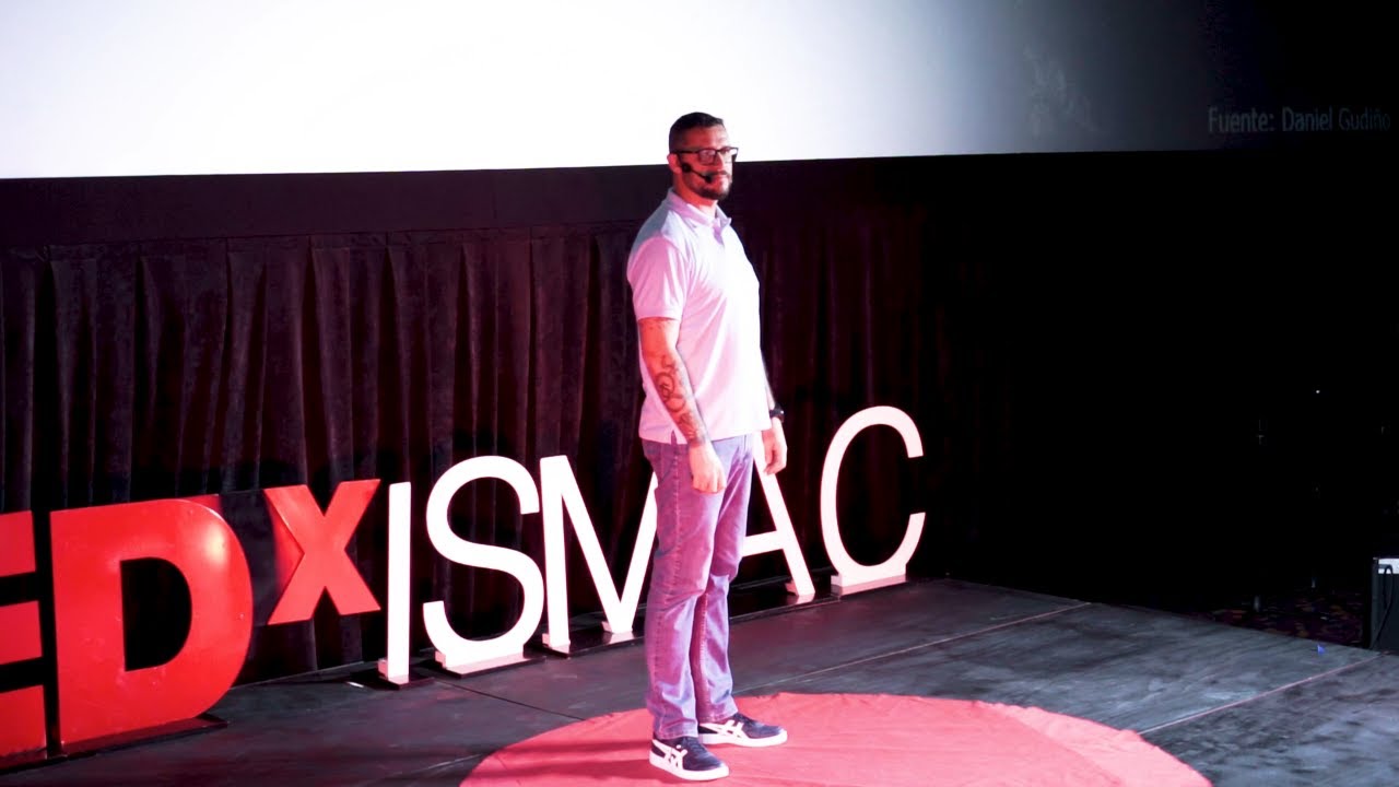 La inesperada libertad del desempleo | Daniel Gudiño | TEDxISMAC