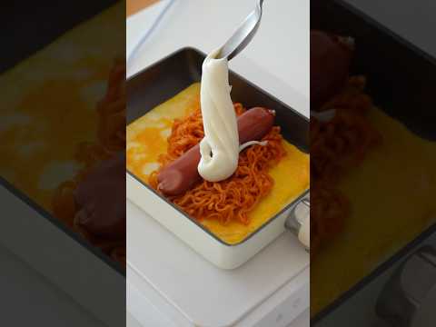 마그넷나현님의 불닭 치즈 오믈렛을 만들어봤습니다.