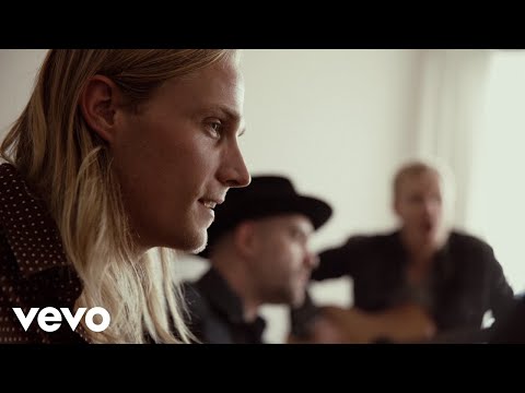 Jamestown Revival - Love Is A Burden (The Living Room Sessions)