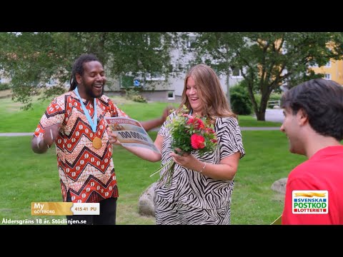 Daniel Paris delar ut guldmedaljer och guldkuvert i Göteborg - Postkodlotteriet