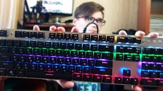 ЛУЧШАЯ ДЕШЁВАЯ МЕХАНИЧЕСКАЯ КЛАВИАТУРА С АЛИЭКСПРЕСС ЗА 2000 рублей!!!