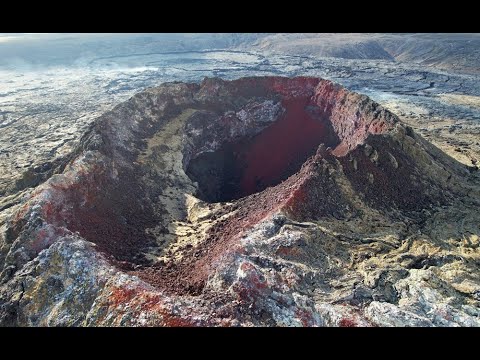 Fagradalsfjall volcano (2021 crater) - Iceland - 4K