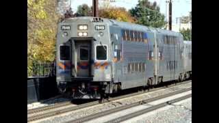 preview picture of video 'Amtrak Acela Meets MARC In Odenton'
