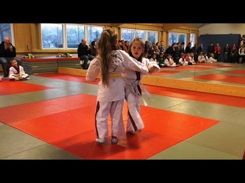 download lagu mp3 mp4 Aurich Cookware, download lagu Aurich Cookware gratis, unduh video klip Aurich Cookware