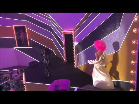 Chaka Khan - Ain't nobody - Live Show Etam 2012