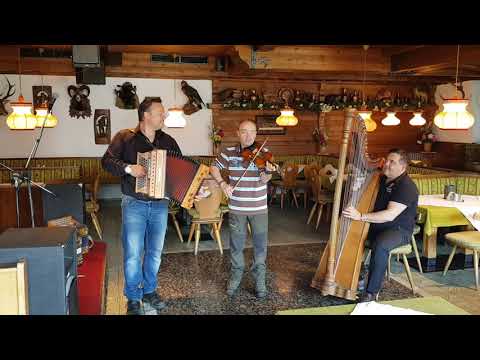 Folx TV WG Ursprung Buam live