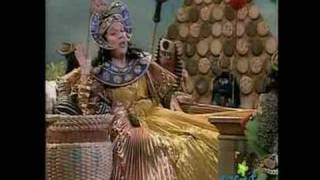 Sesame Street - C is for cookie (Marilyn Horne)