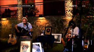 Download lagu iwan fals live di net tv Oemar Bakri mp3 Download lagu iwan fals live di net tv Oemar Bakri mp3