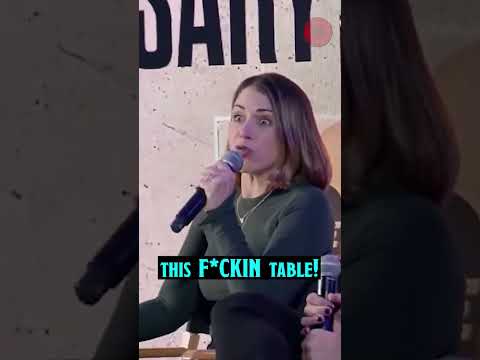 Laura Bailey Almost ATTACKED Matt Mercer! #criticalrole #mattmercer #laurabailey