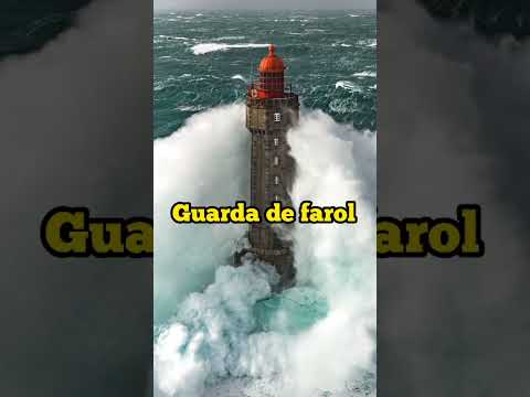 Trabalho perigoso bem pago #shorts