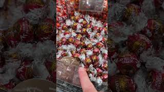 Chocolate Heaven in Japan #chocolate #Japan #lindtchocolate