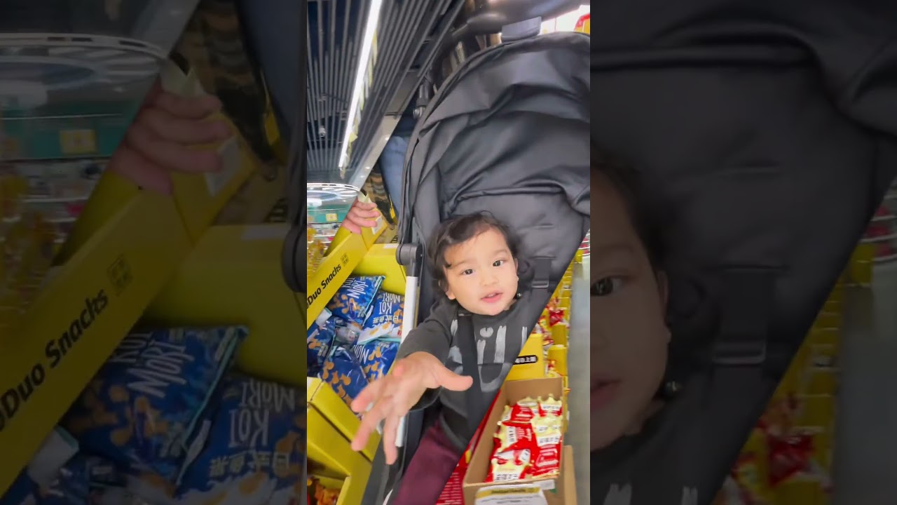 if you buy a $100 you get $20 off lots of Asian snacks duo duo snacks #familyactivities