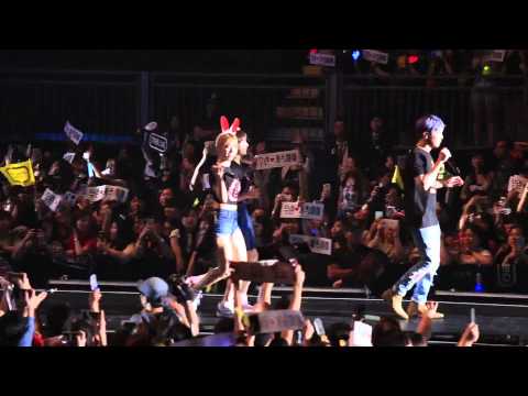 150517 FNC Kingdom in Hong Kong AOA Special Collaboration1 FANCAM