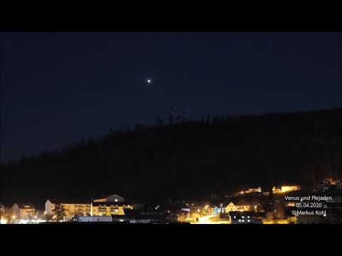 Venus und Plejaden M45 (Timelapse)