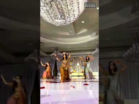 Rajvaadi Odhni #kalank #sangeetdance #haldidance #shorts