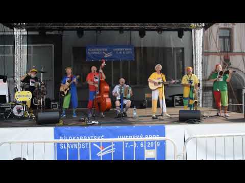 BKS 2019 - Lojzo - Učitelka chemie